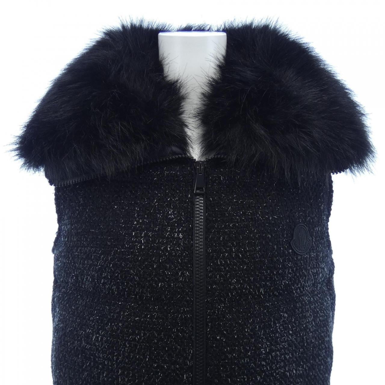 モンクレール MONCLER CARRELET ダウンベスト