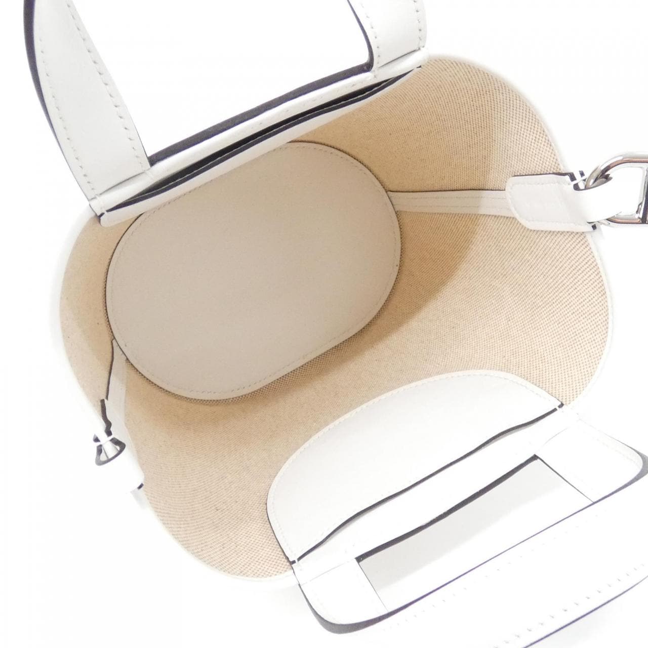 エルメス イン ザ ループ 18cm 085690CK バッグ