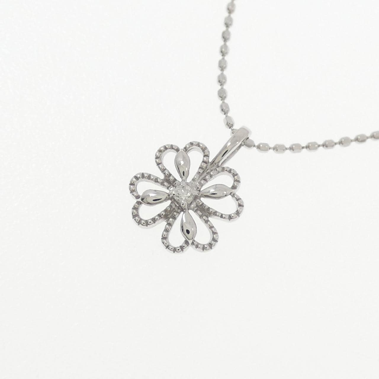 K10WG フラワー ダイヤモンド ネックレス