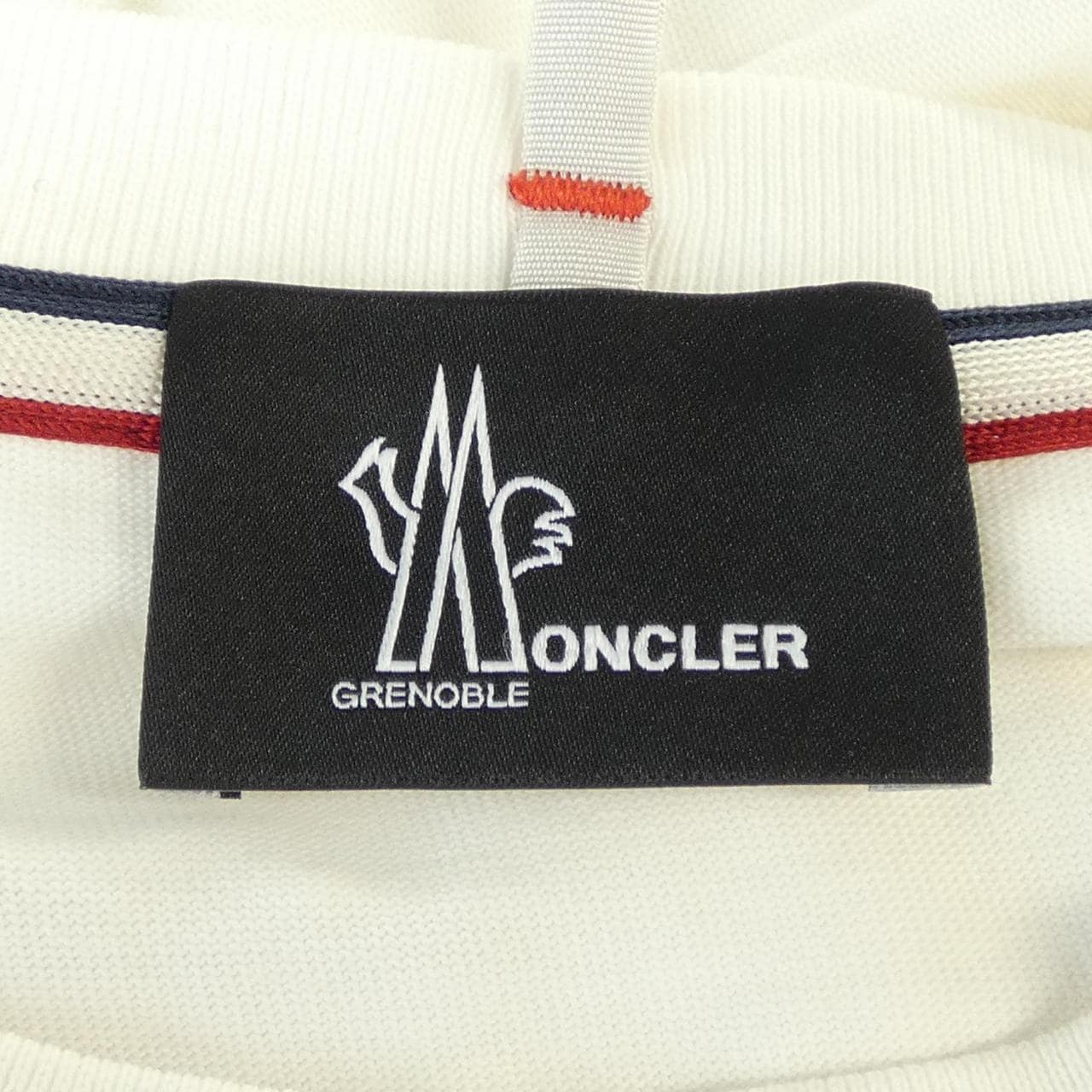 モンクレールグルノーブル MONCLER GRENOBLE J20978C00002 83927 Tシャツ