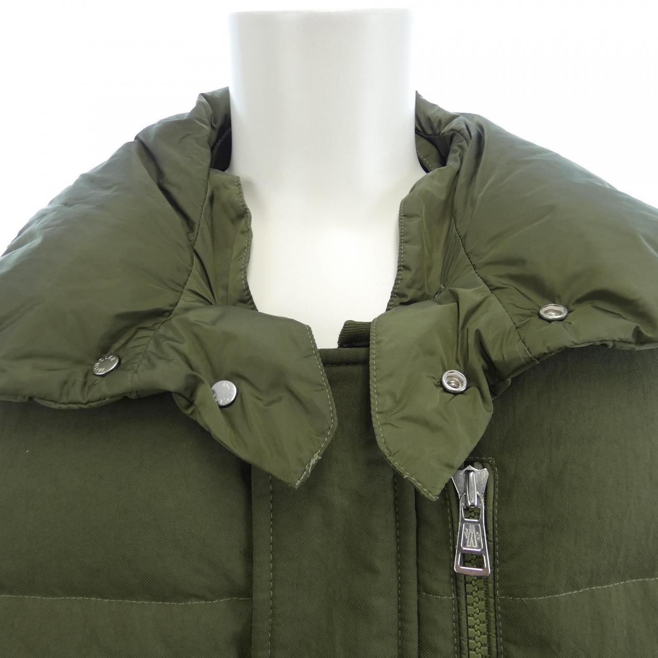 モンクレール MONCLER ダウンジャケット