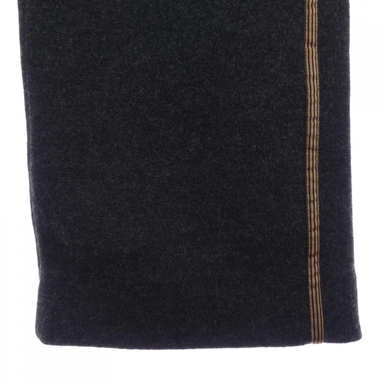 ルイヴィトン LOUIS VUITTON MNJR46JBS パンツ