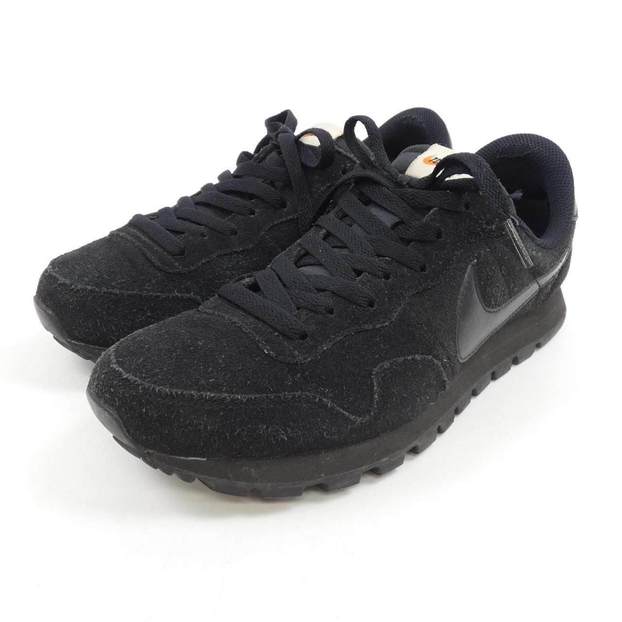 ナイキ NIKE スニーカー