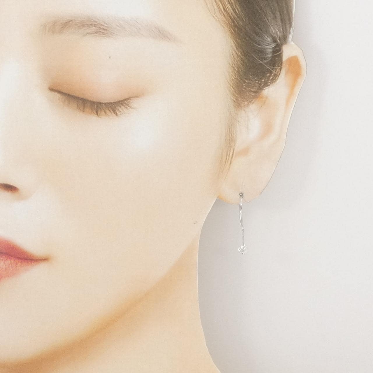 K18WG ダイヤモンド ピアス