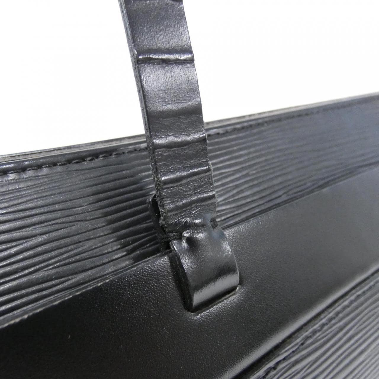 ルイヴィトン エピ クロワゼット PM M52492 ショルダーバッグ