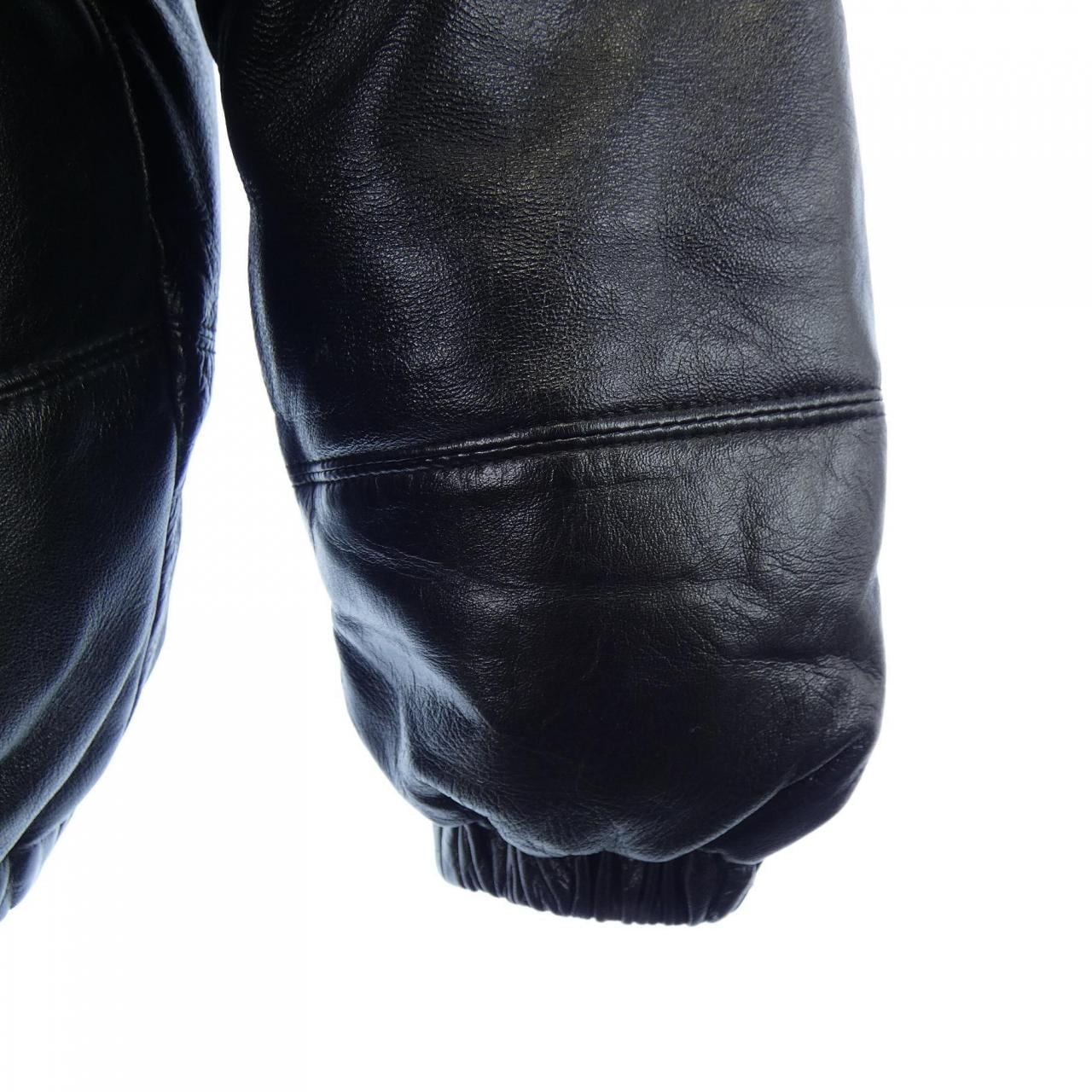 ステューシー STUSSY ダウンジャケット