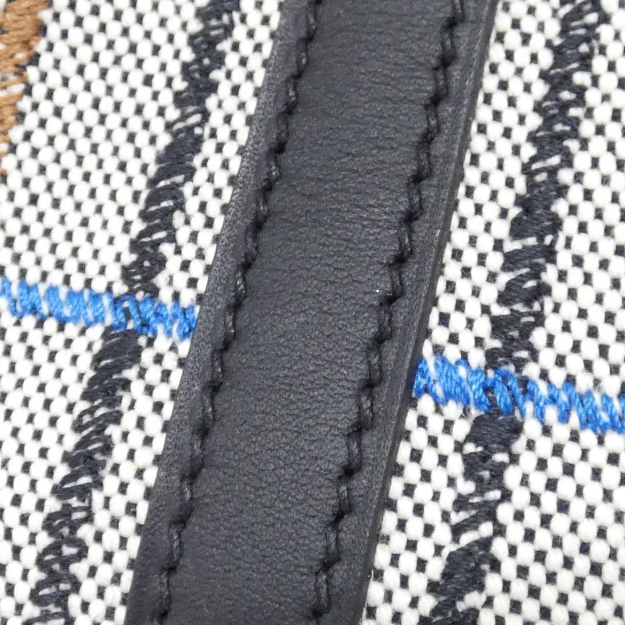 エルメス COUVERTURE CARRE ピコタン ロック PM 085988CK バッグ