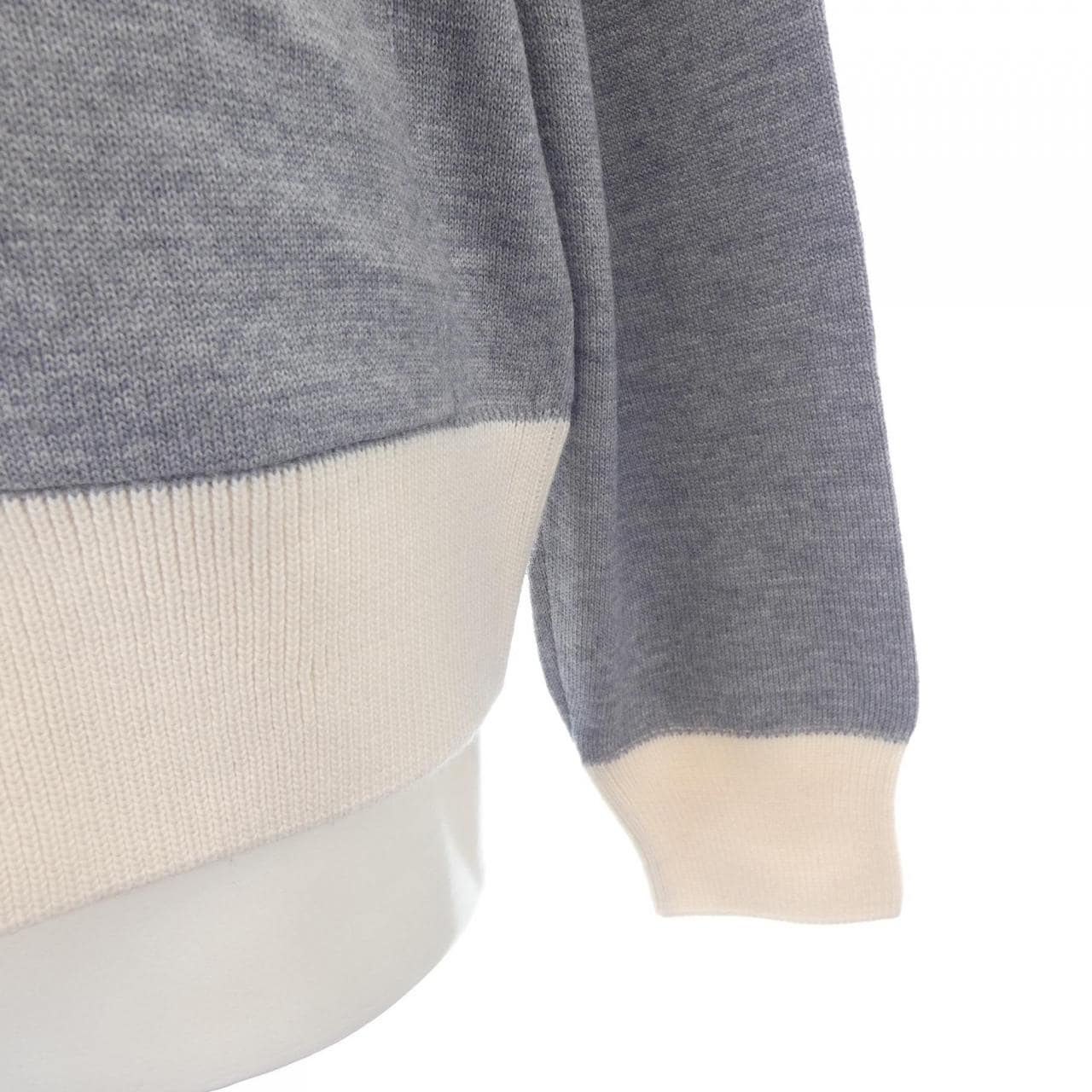 MAISON KITSUNE HU00542KT1036 Cardigan