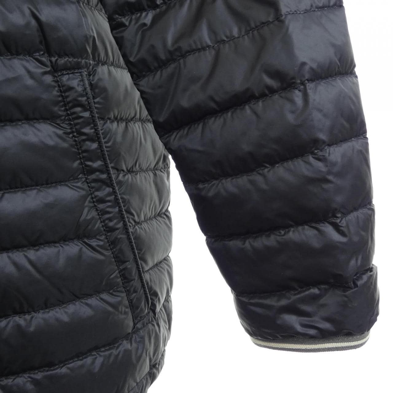 モンクレール MONCLER CLOVIS ダウンジャケット