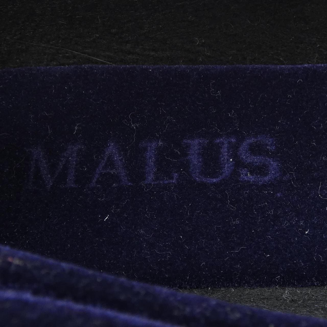 MALUS フラットシューズ