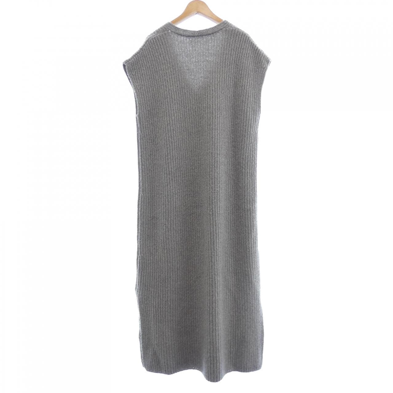 スローン SLOANE ニット