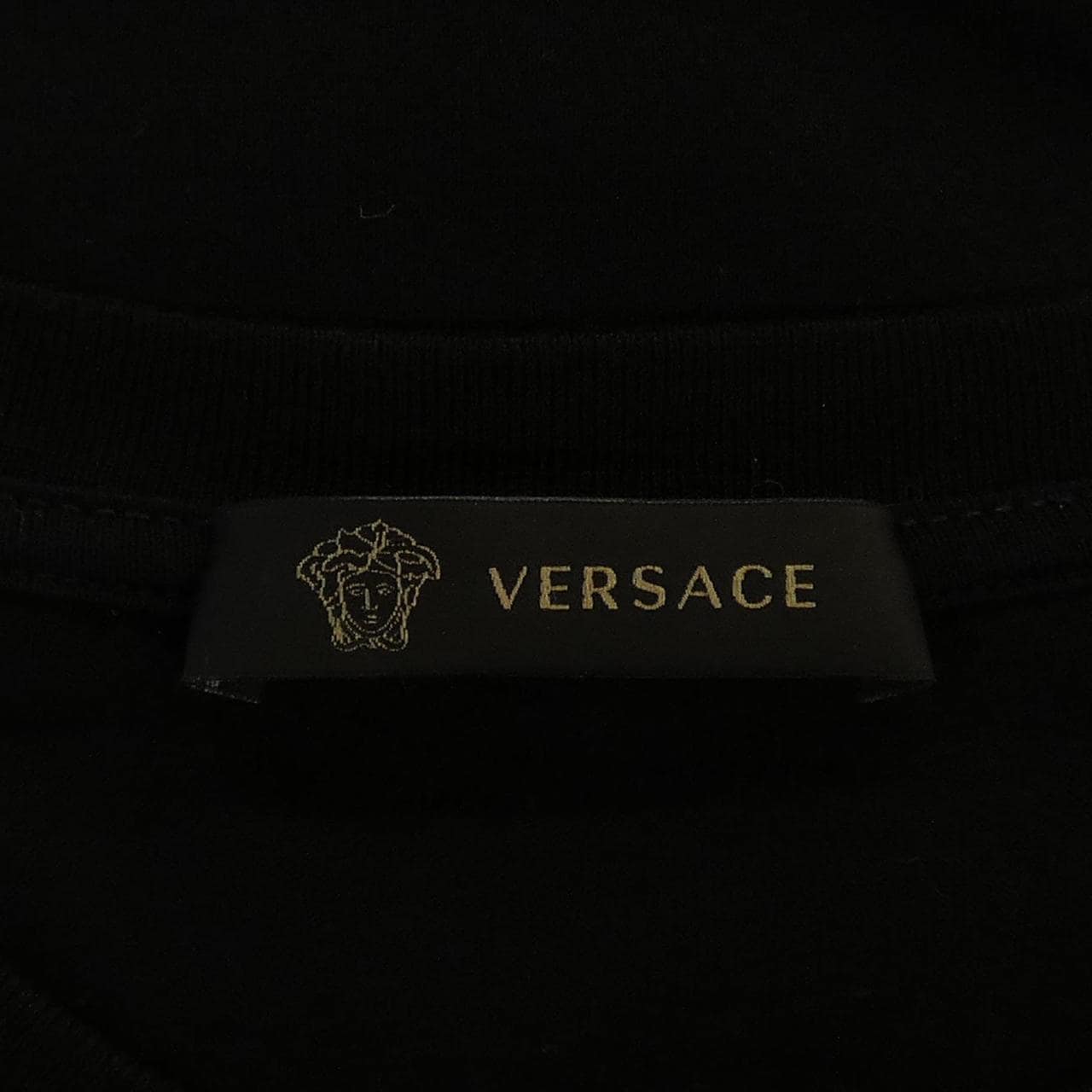 ヴェルサーチェ VERSACE A81968 Tシャツ