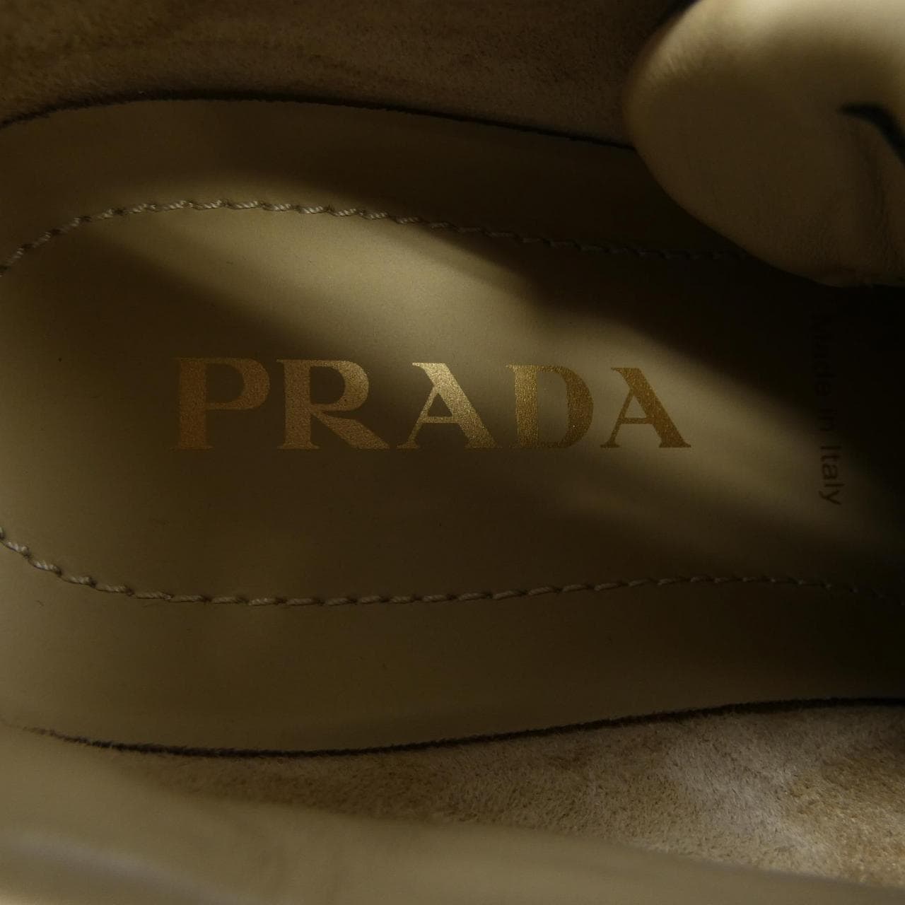 プラダ PRADA スニーカー