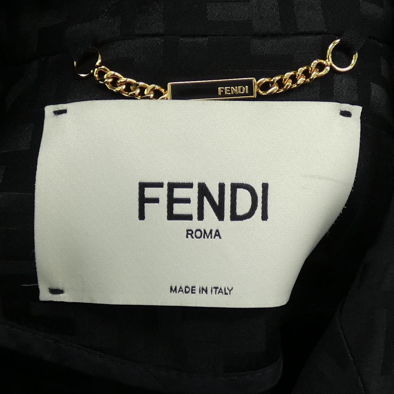 フェンディ FENDI FJ7236 AJ0Z ジャケット