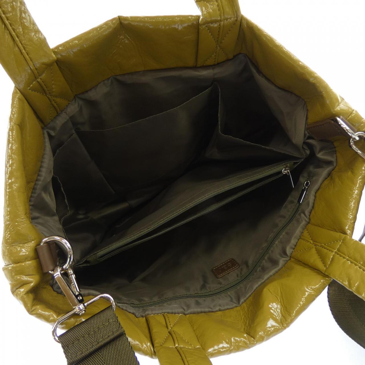 イアパピヨネ ear PAPILLONNER BAG