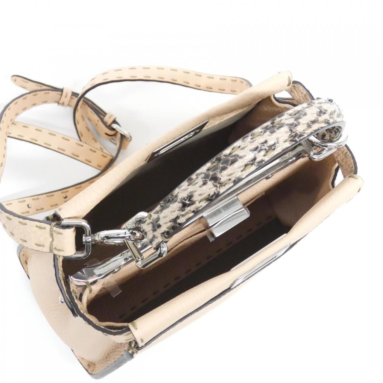 フェンディ SELLERIA ピーカブー ミニ 8BN244 AMQ6 バッグ