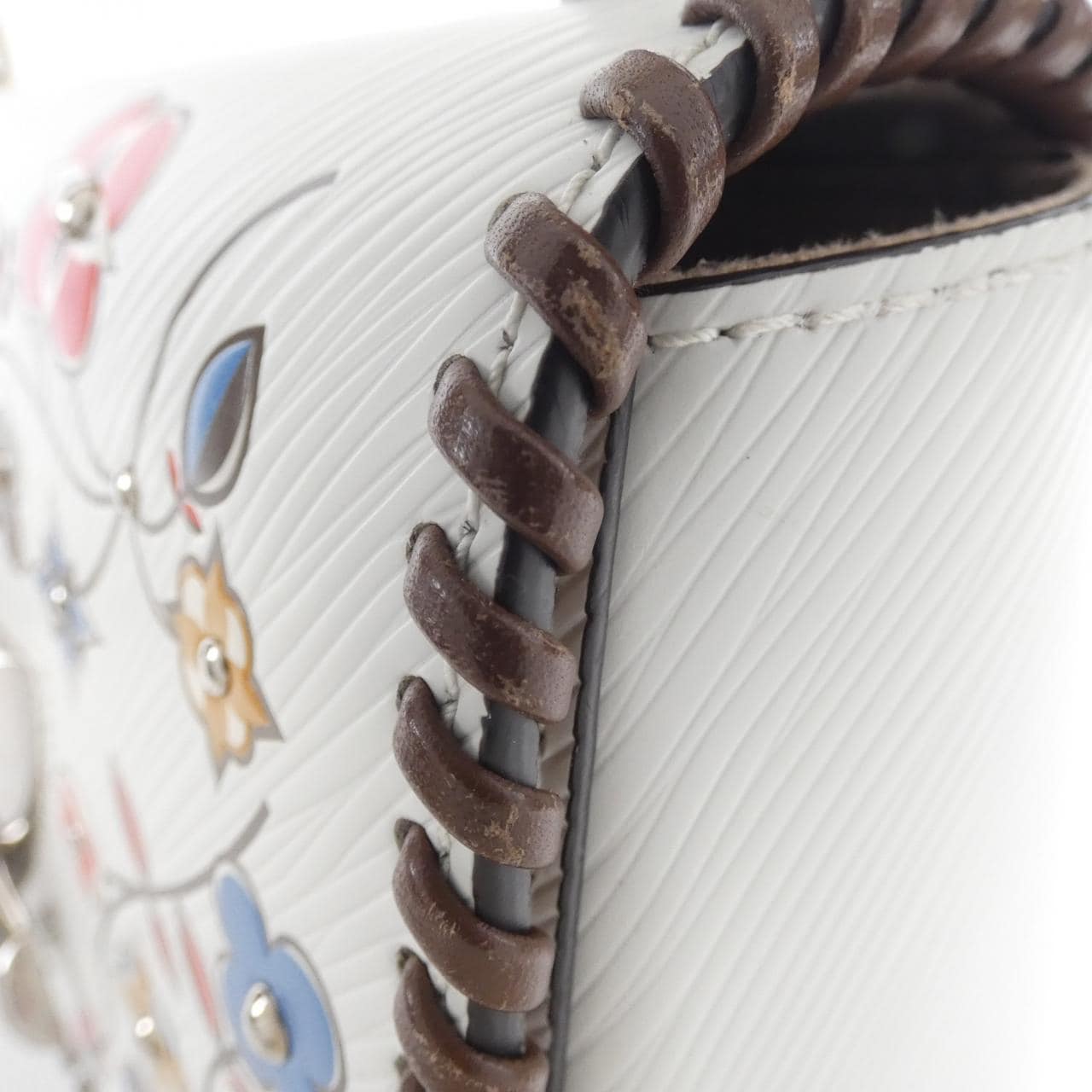 ルイヴィトン エピ ワイルドフラワー ツイスト MM M53532 ショルダーバッグ