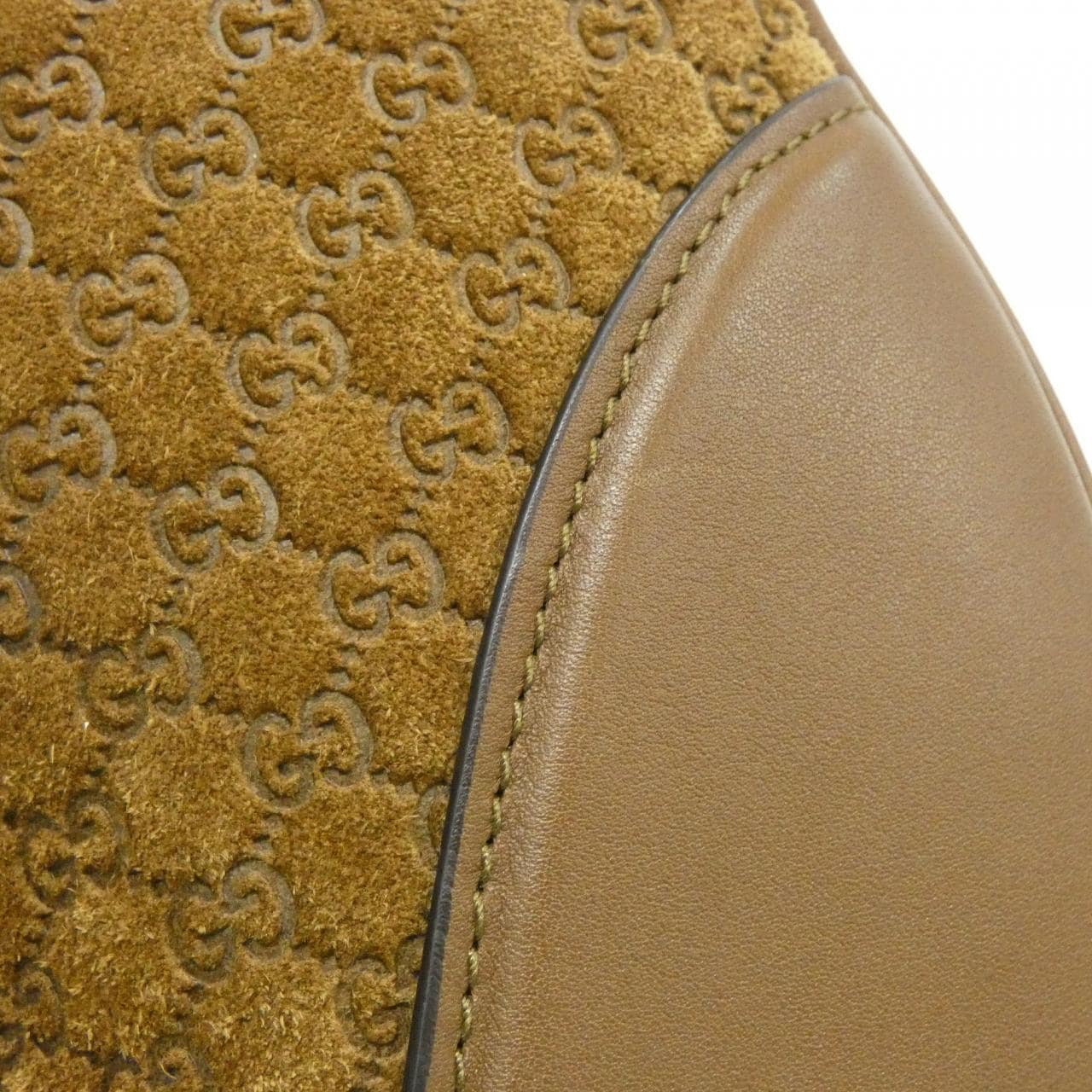 グッチ 815924 AAEE7 ショルダーバッグ