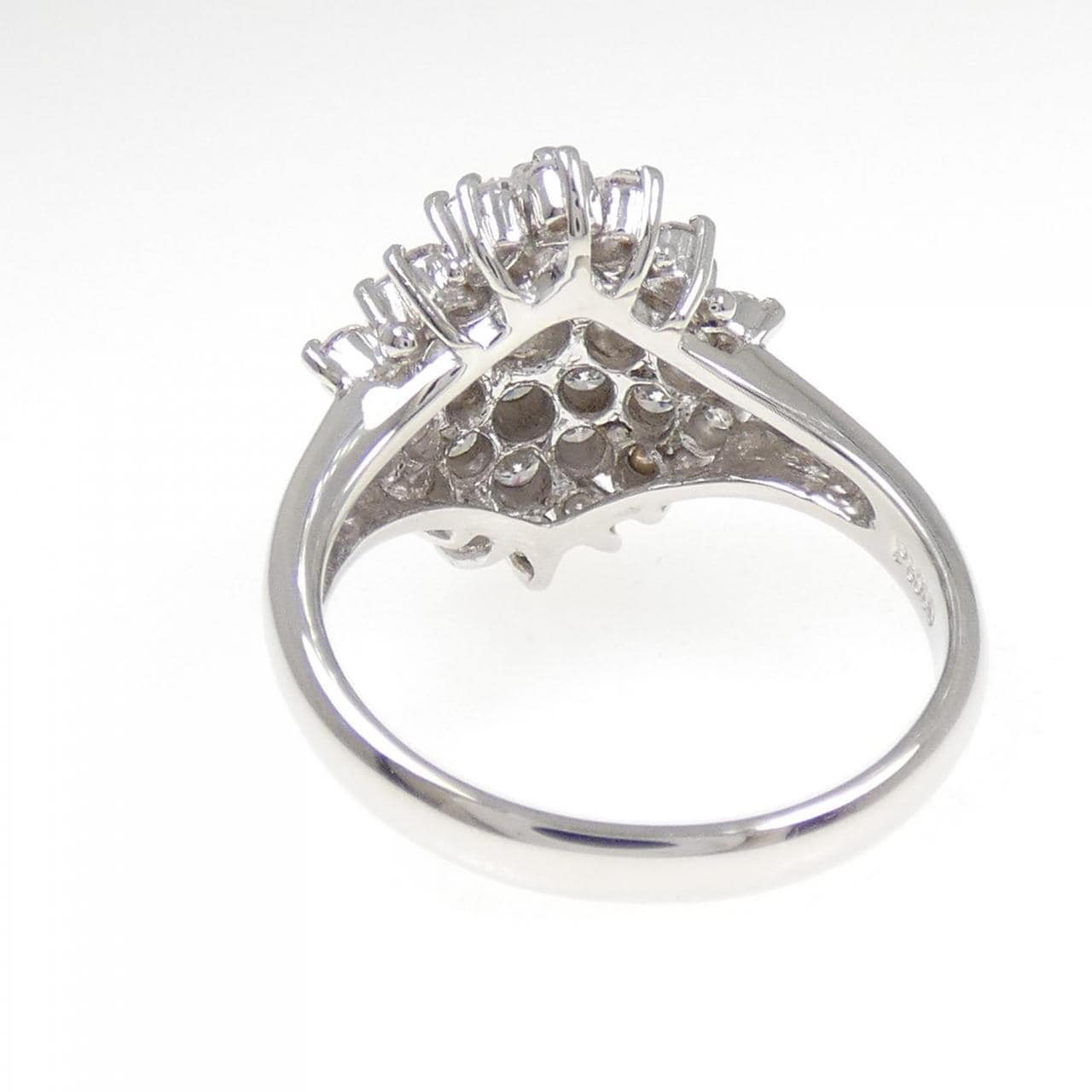 PT900 ダイヤモンド リング 1.30CT