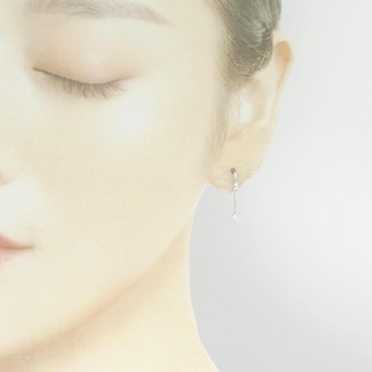 K18WG ダイヤモンド ピアス 0.22CT