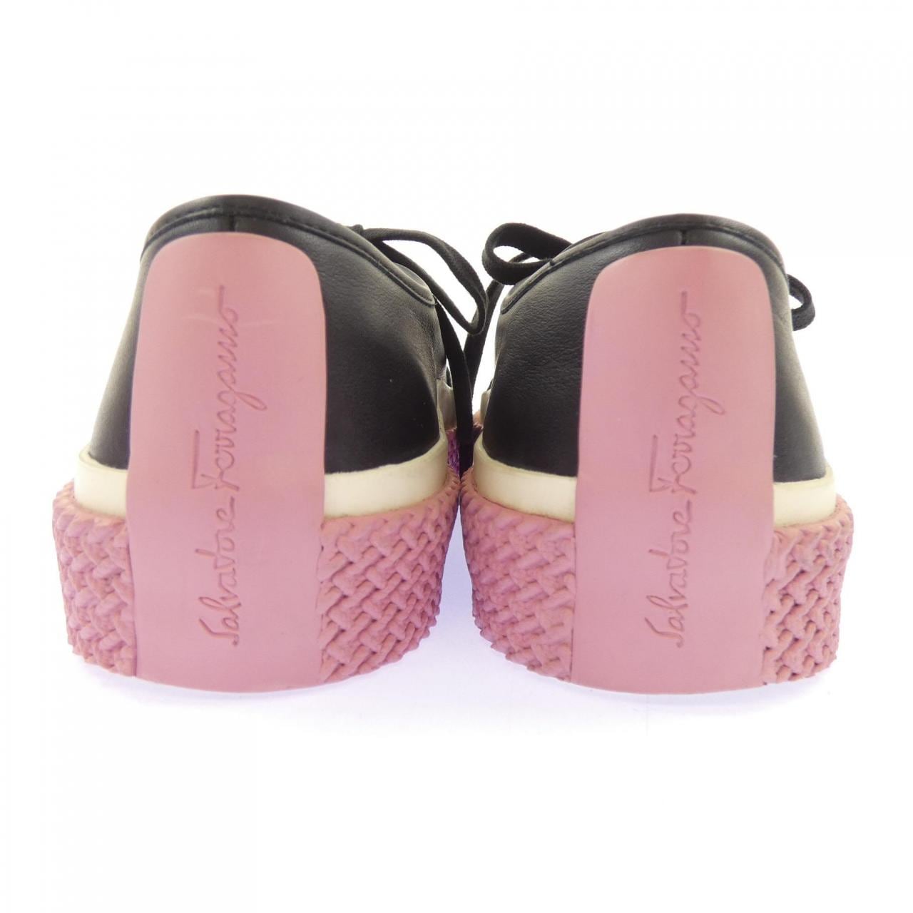 サルヴァトーレフェラガモ SALVATORE FERRAGAMO スニーカー