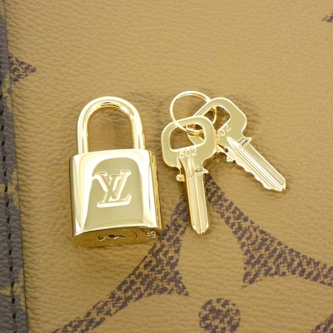 LOUIS VUITTON Monogram Giant Reverse Skip Bandouliere 45 公分 M47211 波士頓包
