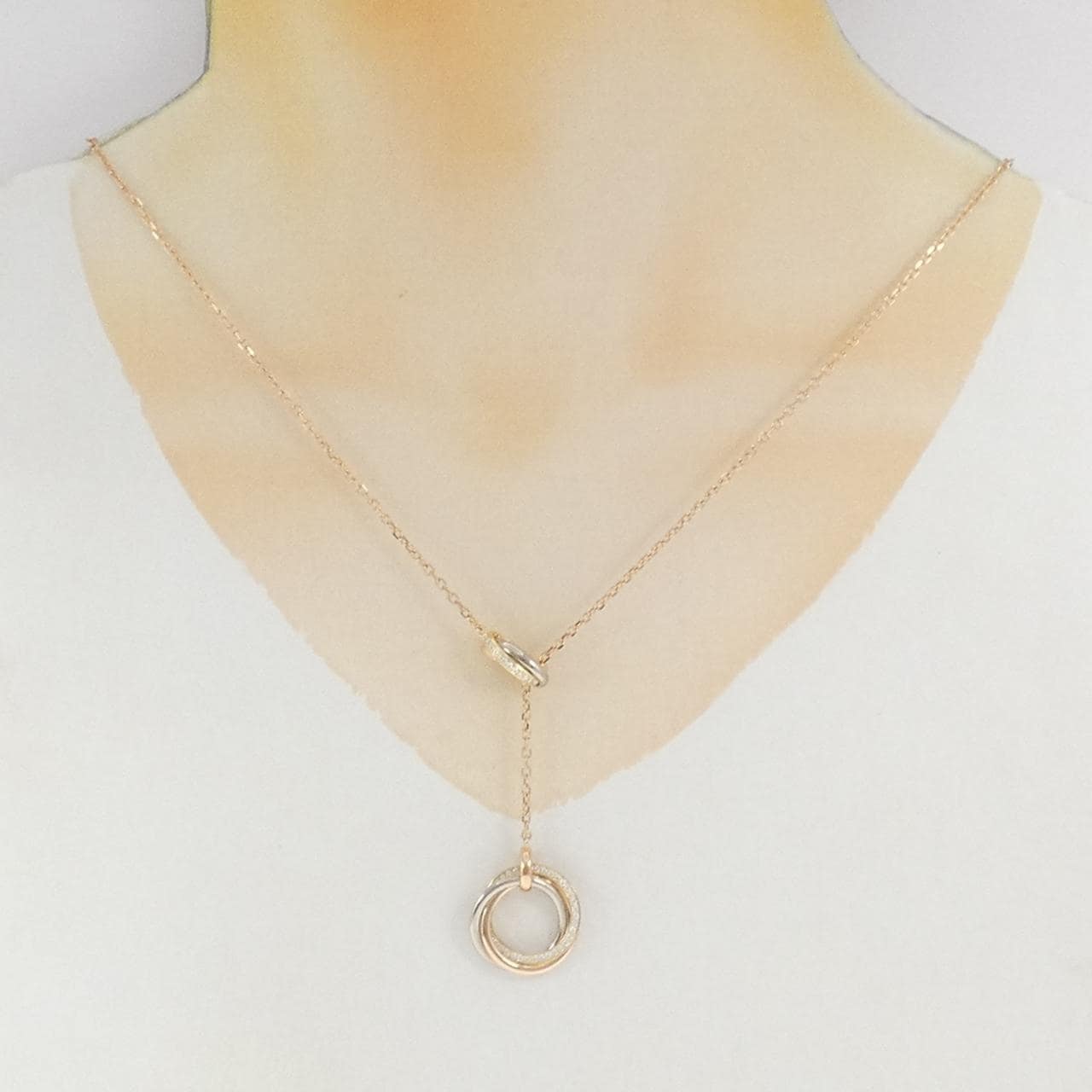 カルティエ トゥフォートリニティ ネックレス