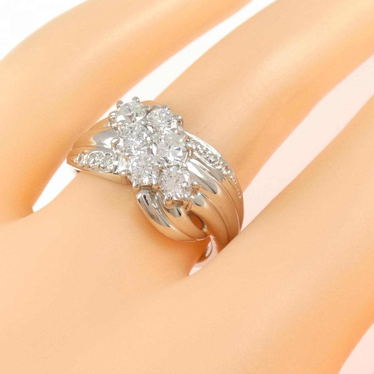 PT900 ダイヤモンド リング 1.01CT