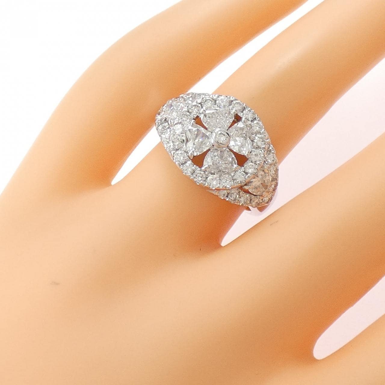 ポンテヴェキオ フラワー ダイヤモンド リング 2.030CT