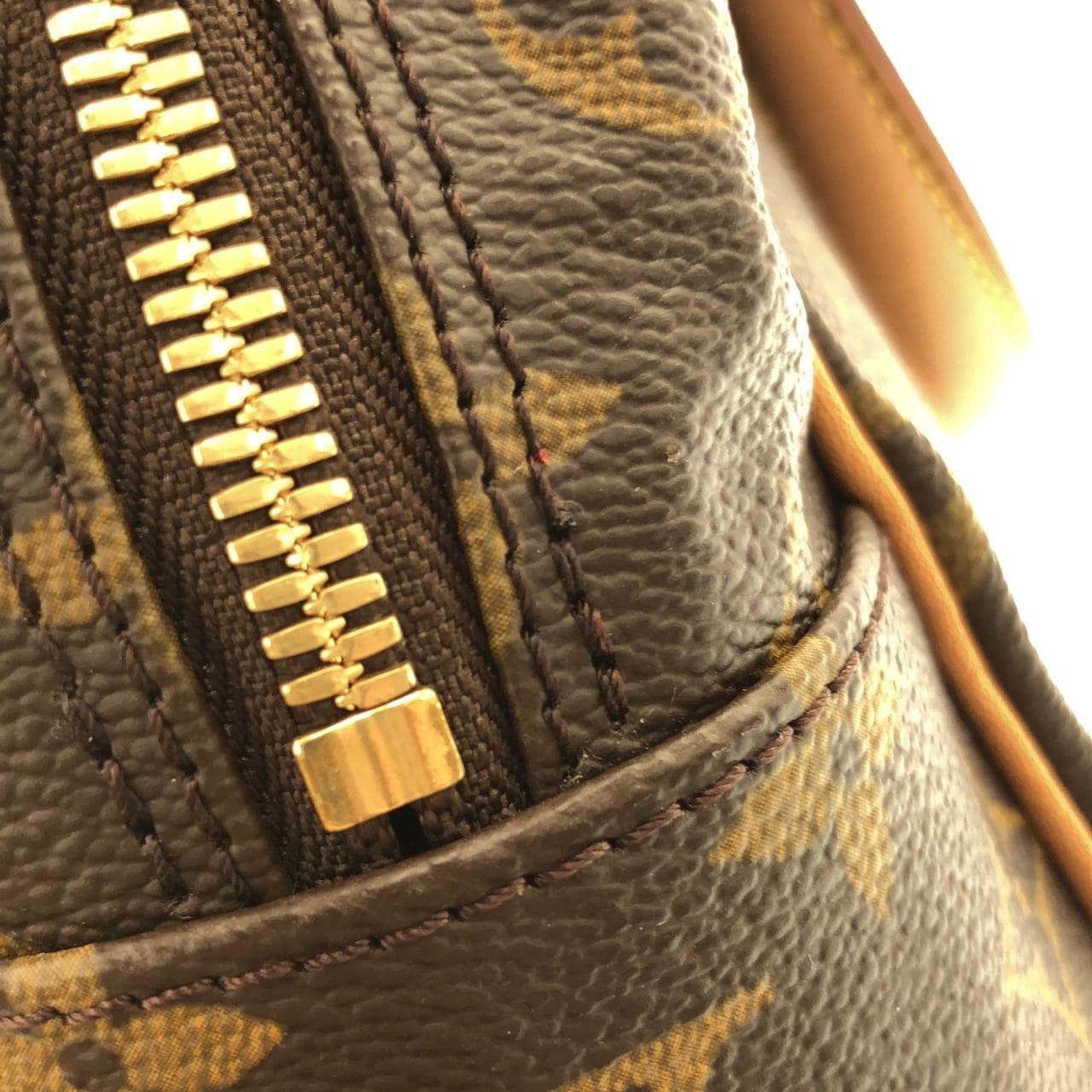 ルイヴィトン モノグラム エクサントリ シテ M51161 バッグ