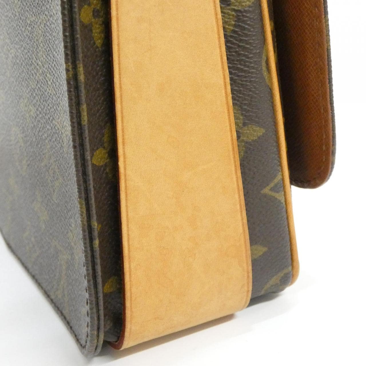 ルイヴィトン モノグラム カルトシエール 26cm M51252 ショルダーバッグ