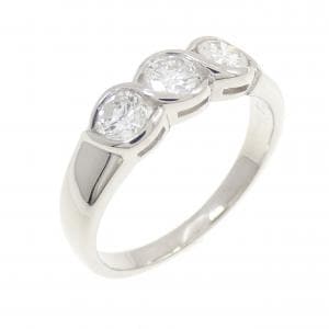 PT900 ダイヤモンド リング 0.72CT