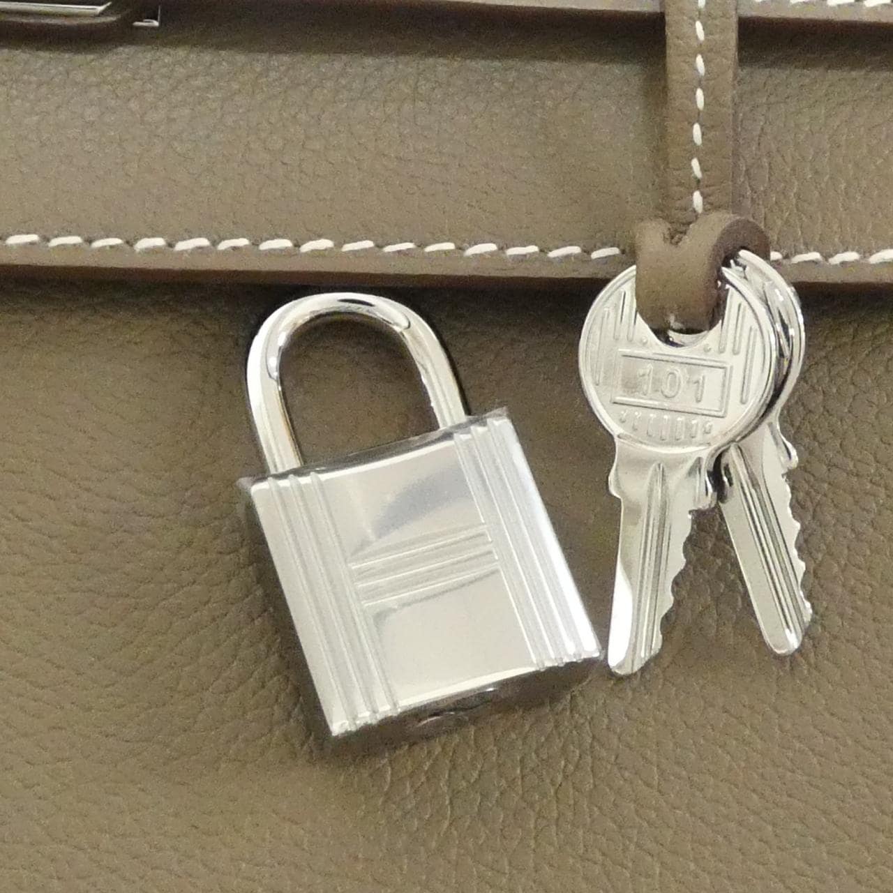 [Unused items] HERMES Kelly 28cm 070443CK bag