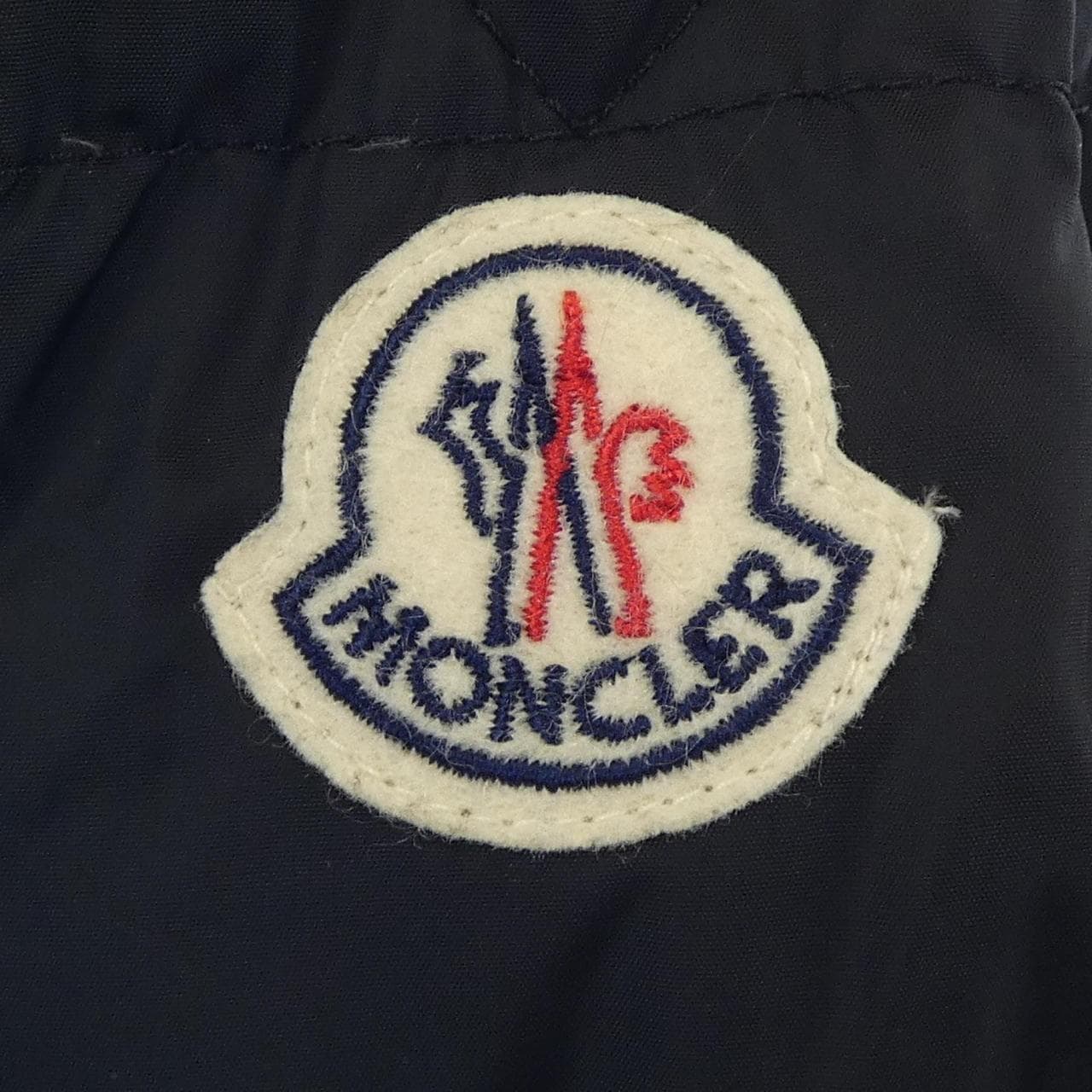 モンクレール MONCLER ダウンジャケット
