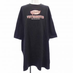 ヴェトモン VETEMENTS Tシャツ