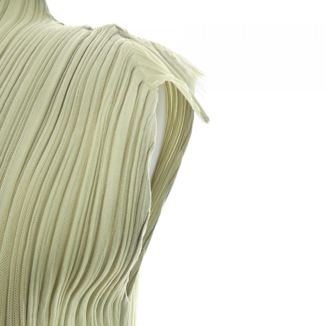 プリーツプリーズ PLEATS PLEASE トップス