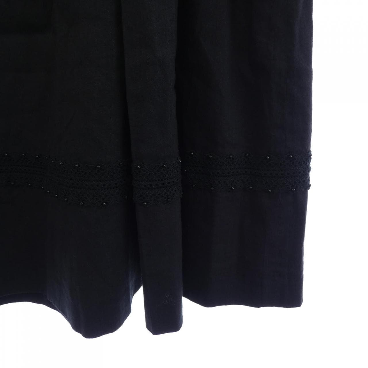 トゥービーシック TO BE CHIC スカート