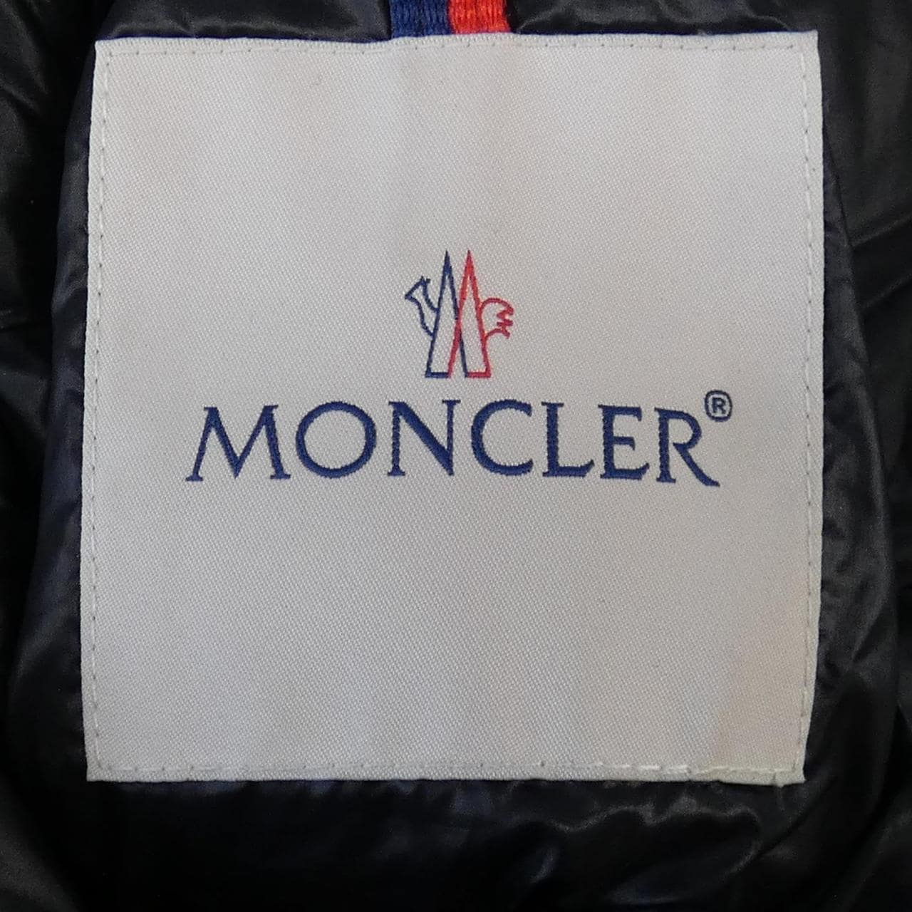 モンクレール MONCLER ダウンジャケット
