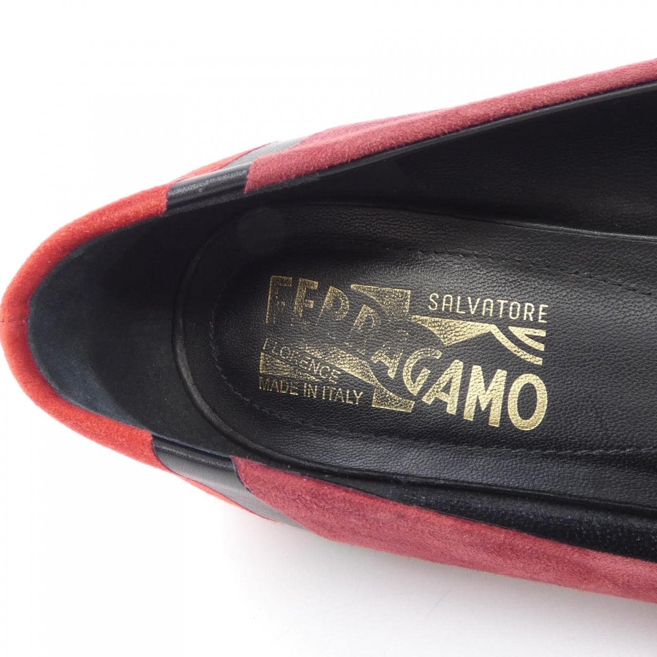 SALVATORE FERRAGAMO DY 99256 水泵