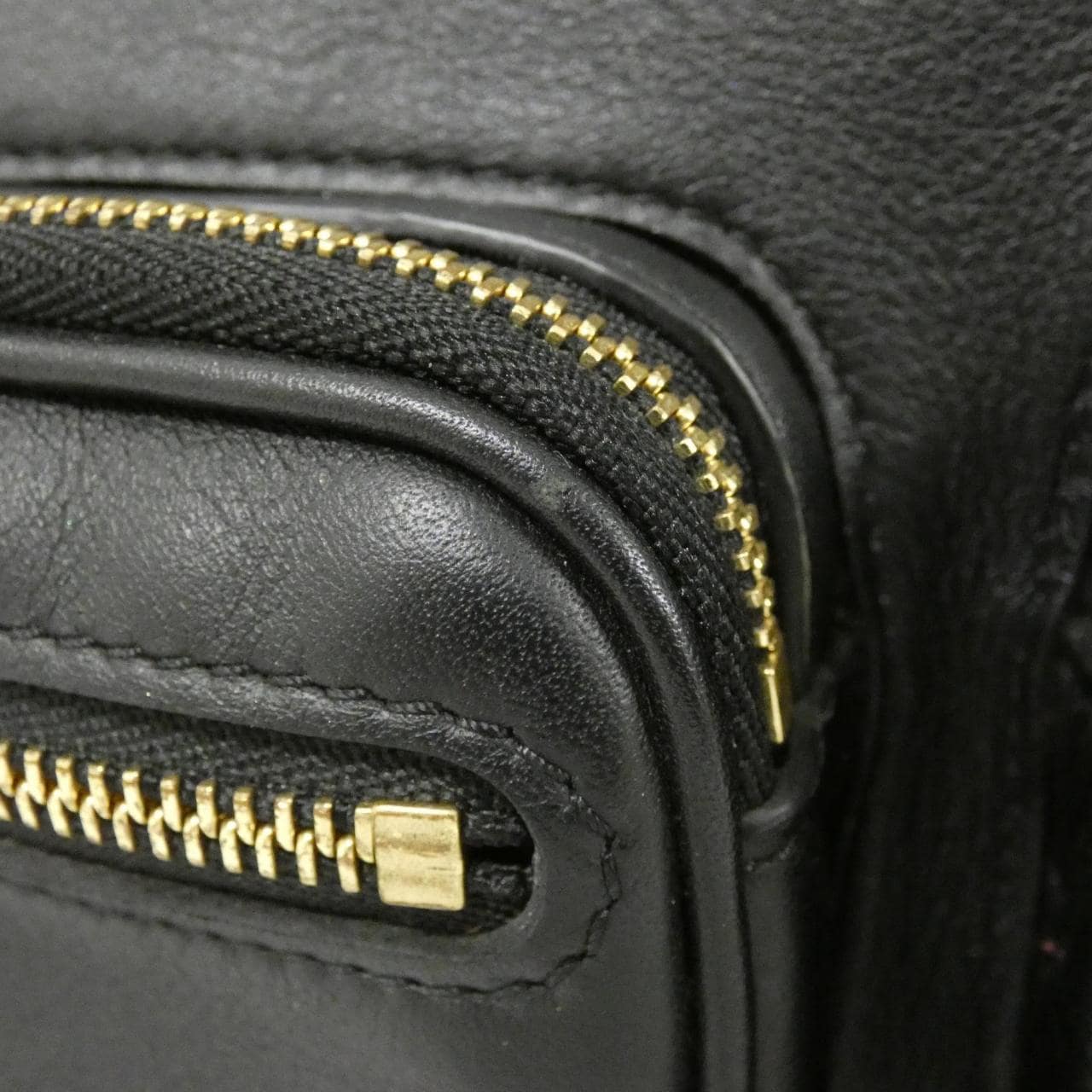 ルイヴィトン ユーティリティ クロスボディ M80450 ショルダーバッグ