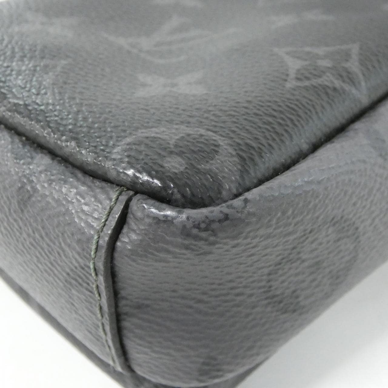 ルイヴィトン モノグラム エクリプス リバース ダブル フォン ポーチ M81321 ショルダーバッグ