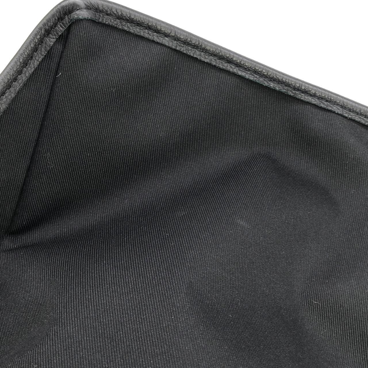 ルイヴィトン モノグラム シャドウ ゲットアウェイ バックパック M24776 リュックサック