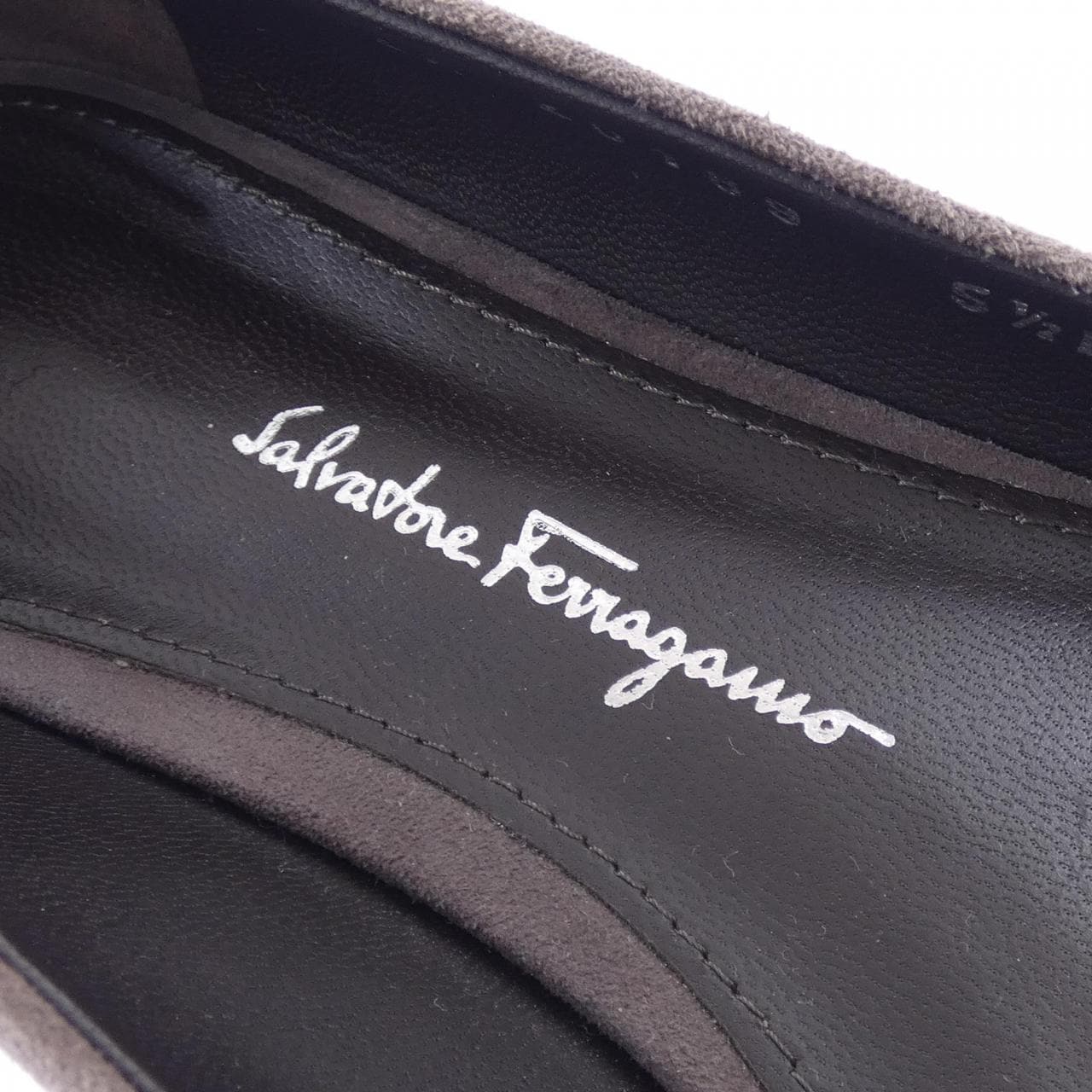 サルヴァトーレフェラガモ SALVATORE FERRAGAMO ZERI10 パンプス