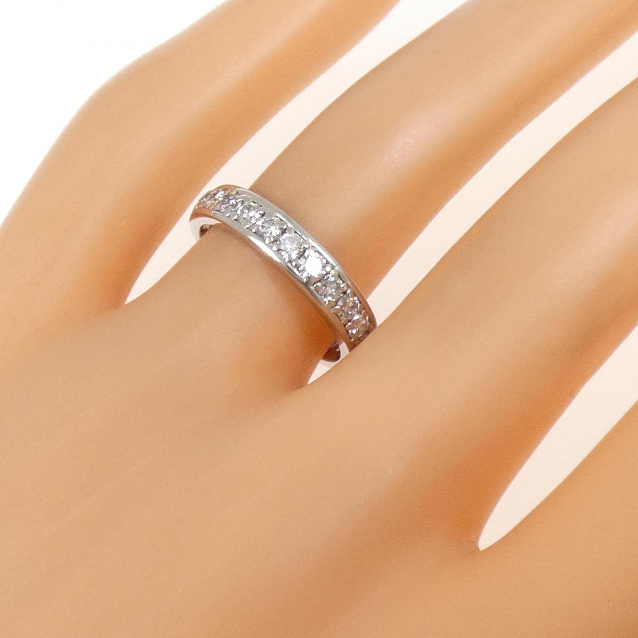 PT900 ハーフエタニティ ダイヤモンド リング 1.00CT