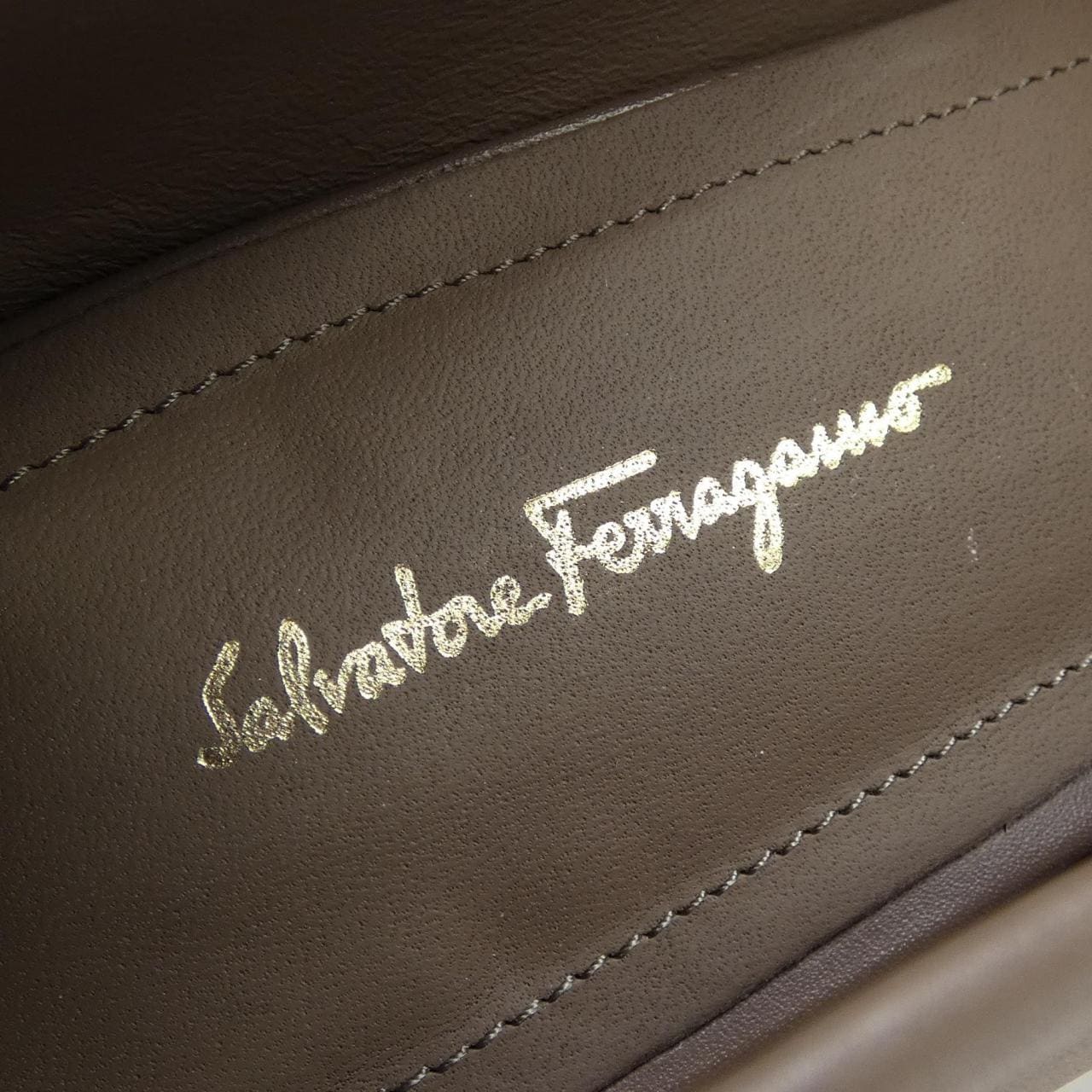 サルヴァトーレフェラガモ SALVATORE FERRAGAMO シューズ