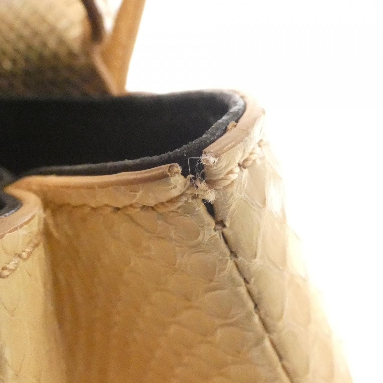 FENDI Peekaboo 8BN226 M5X 包