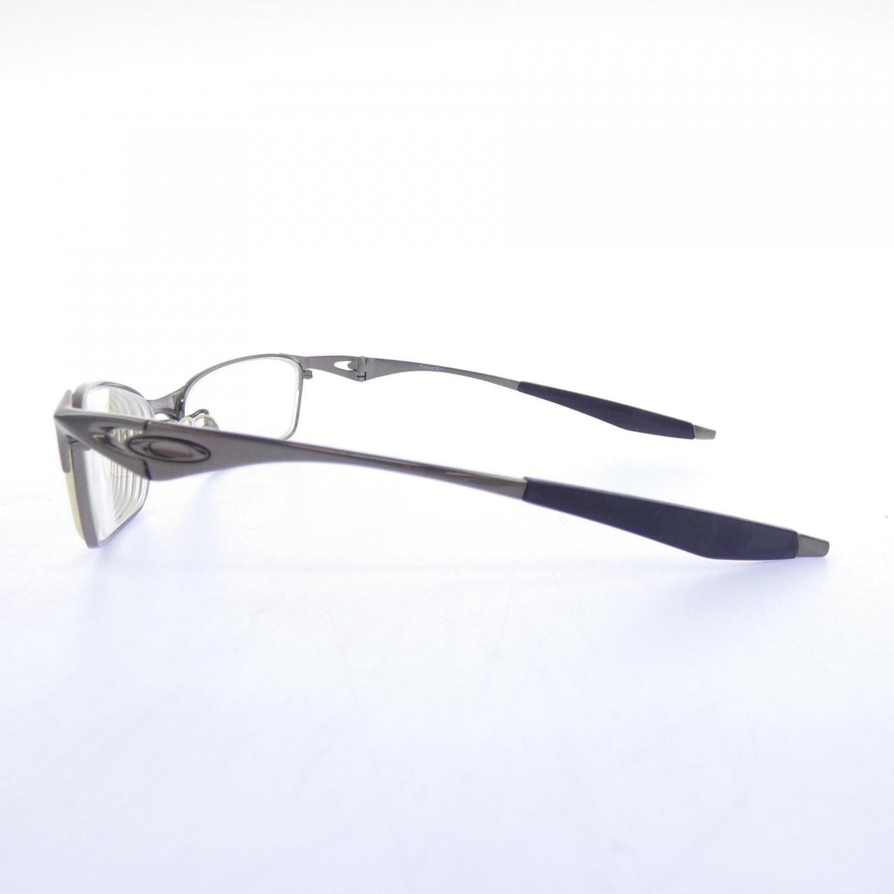 オークリー OAKLEY EYEWEAR