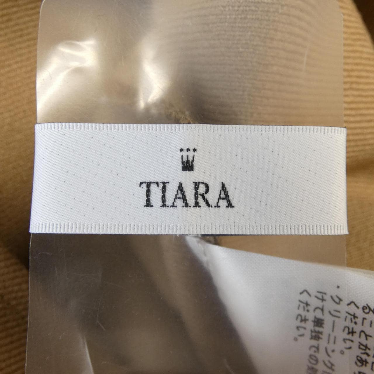 TIARA TIARA トップス