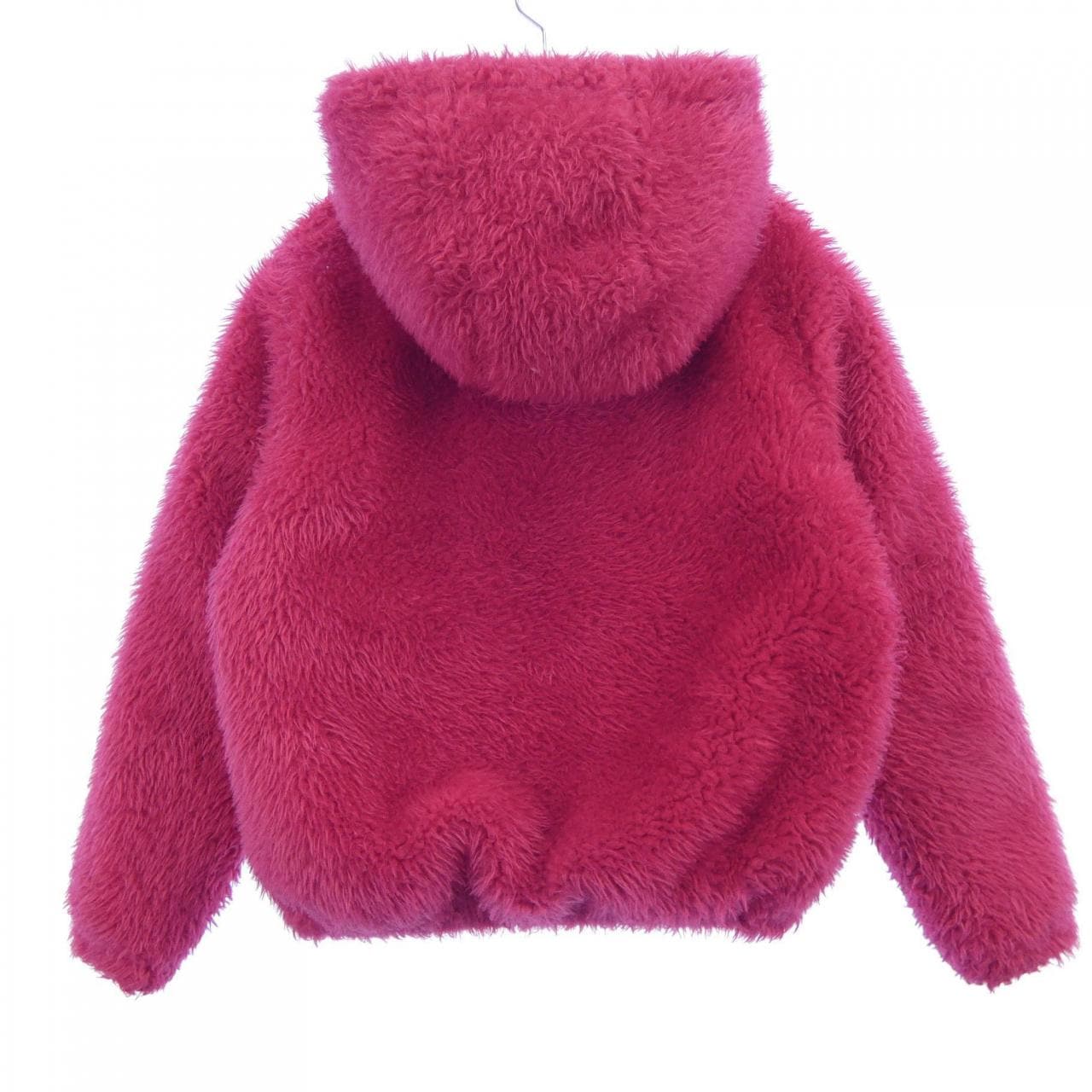 モンクレール MONCLER ダウンジャケット