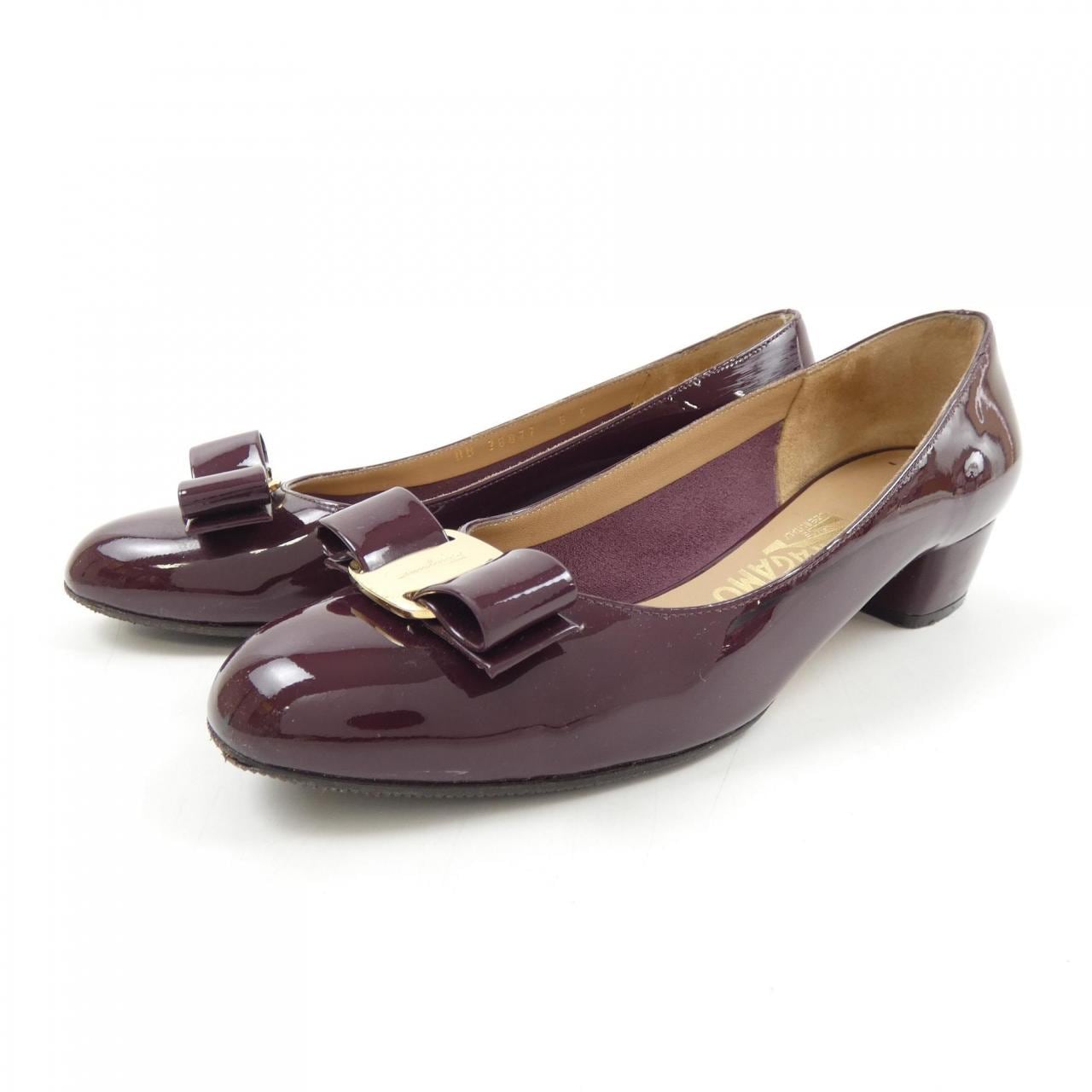 サルヴァトーレフェラガモ SALVATORE FERRAGAMO パンプス